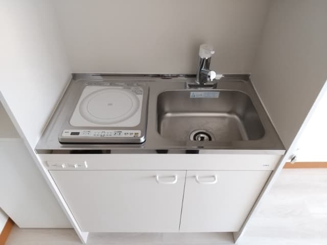 Room image 15