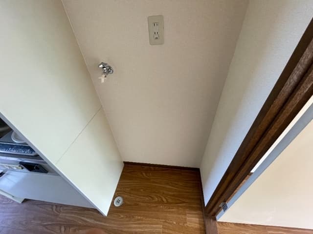 Room image 16