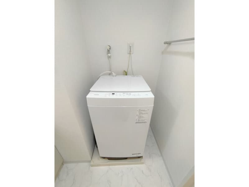 Room image 11