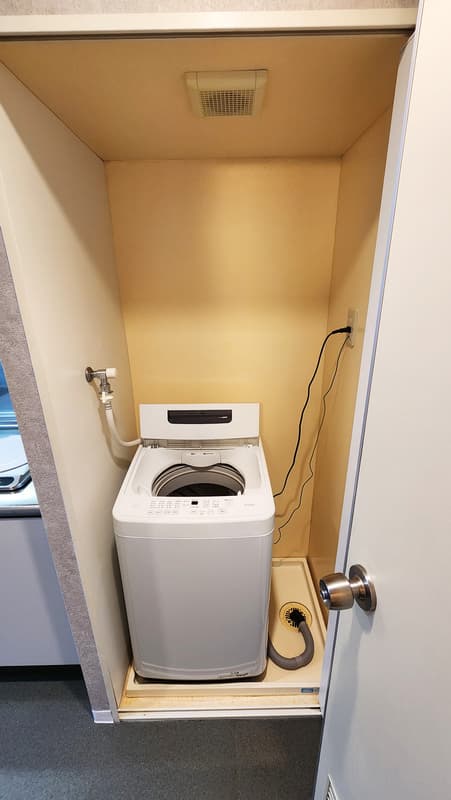 Room image 8