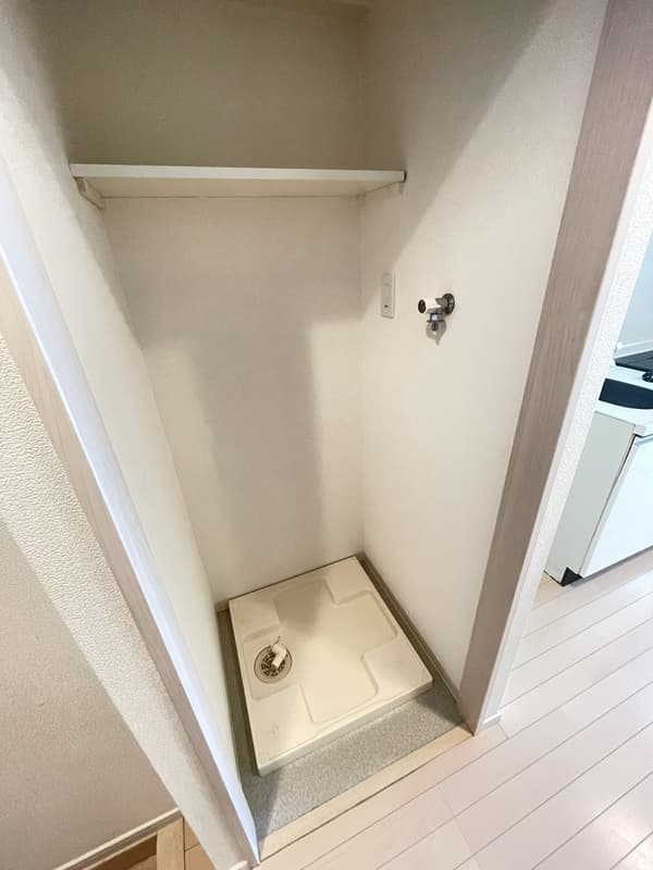 Room image 11