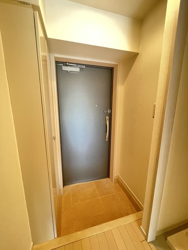 Room image 13