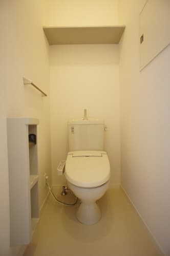 Room image 8