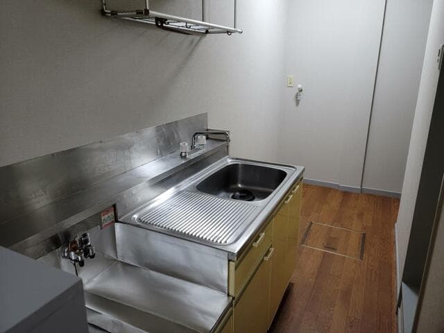 Room image 10