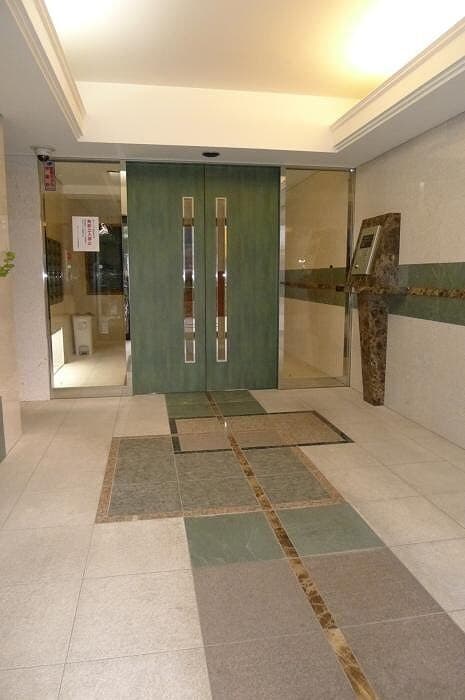 Room image 11