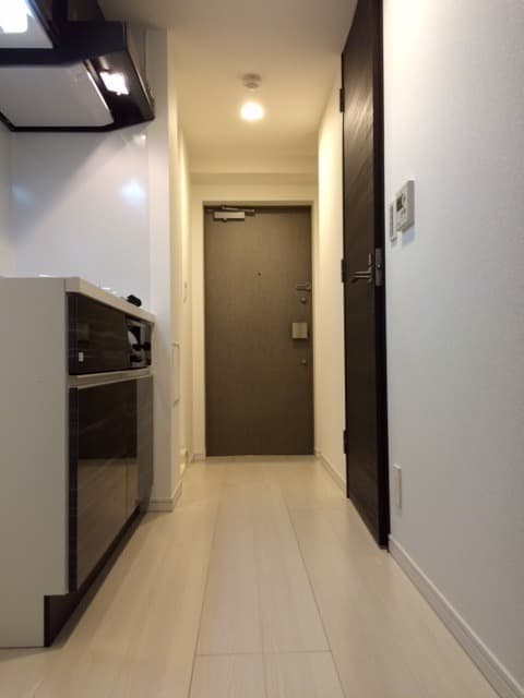 Room image 8