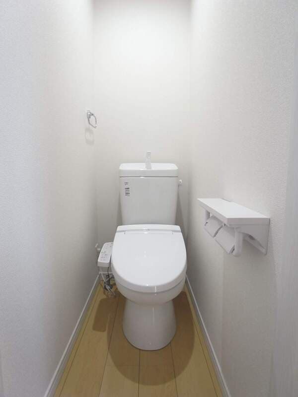 Room image 11