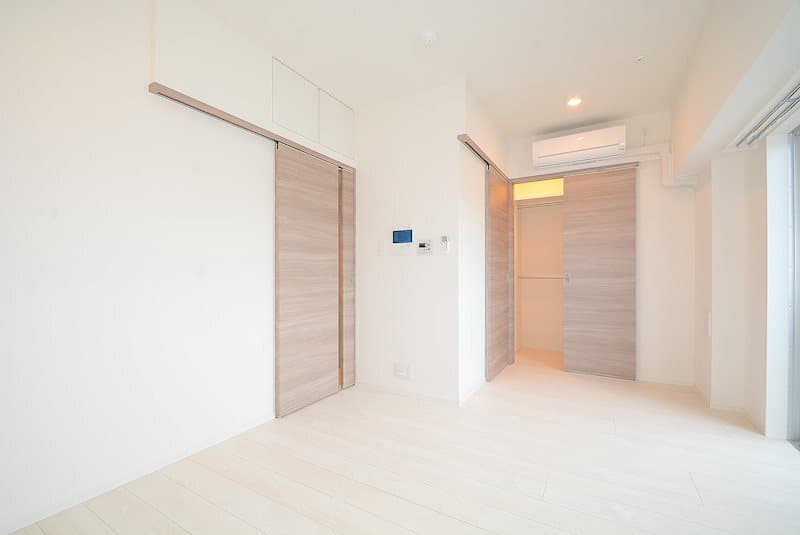 Room image 11