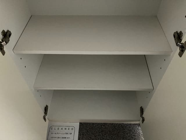 Room image 13