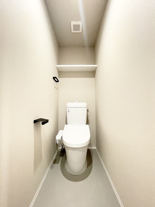 Room image 13