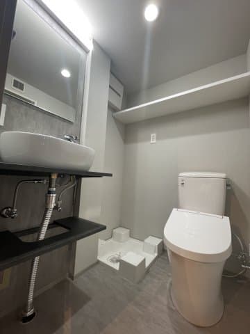 Room image 8