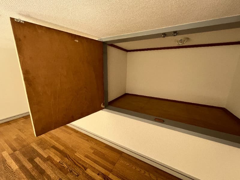 Room image 13