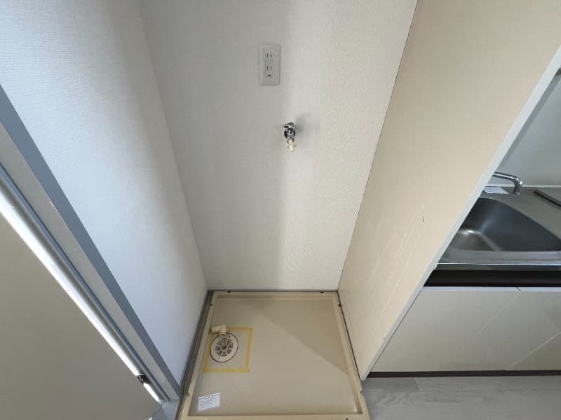 Room image 16