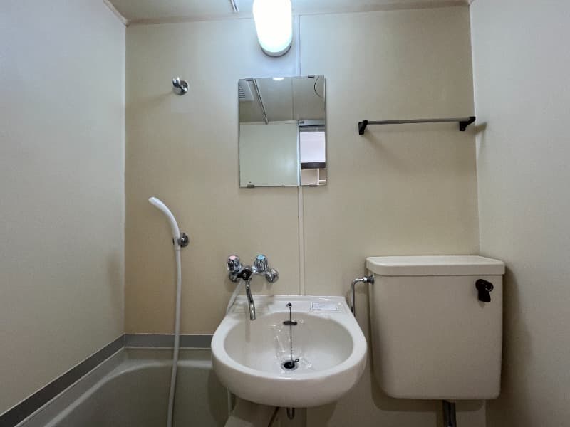 Room image 9