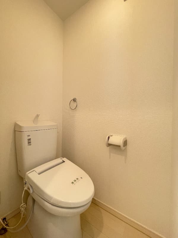 Room image 13
