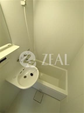 Room image 11