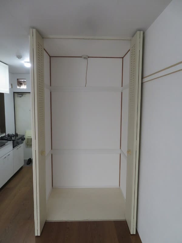 Room image 14