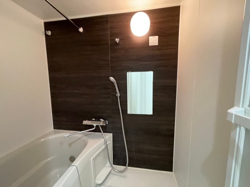 Room image 12