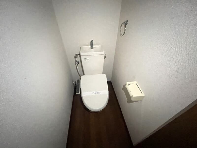 Room image 9