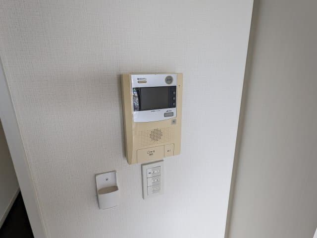 Room image 9