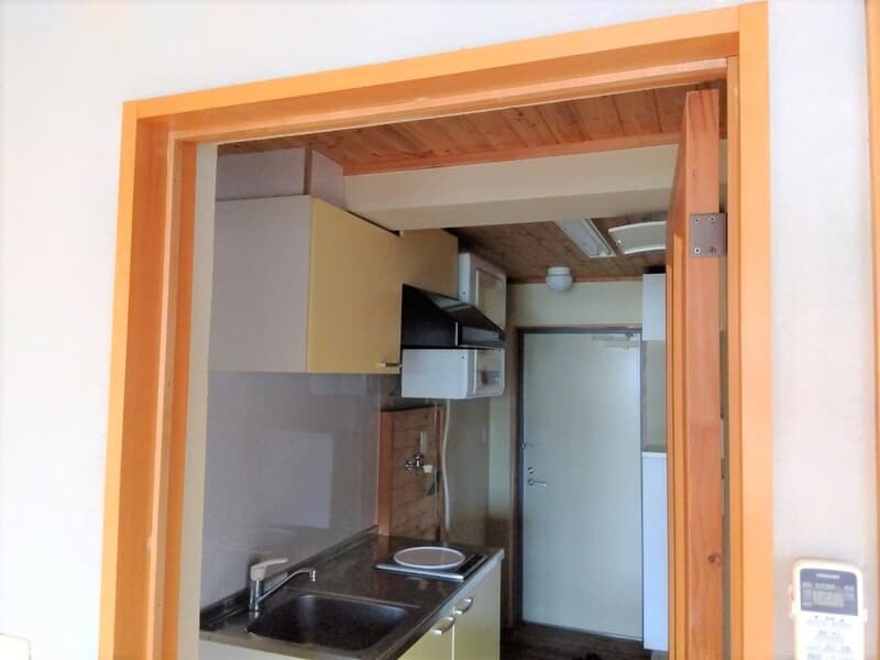 Room image 8