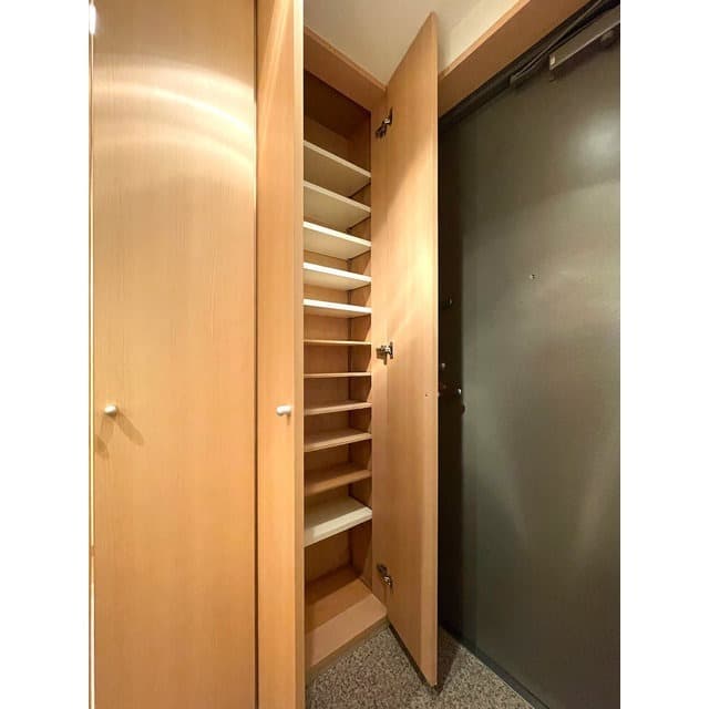 Room image 12
