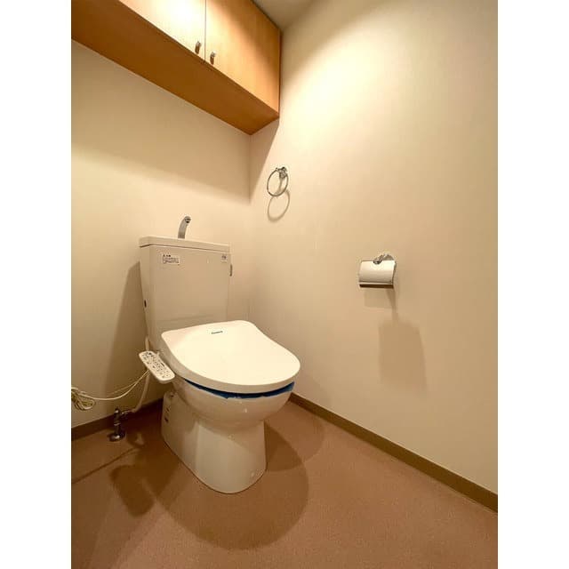 Room image 9