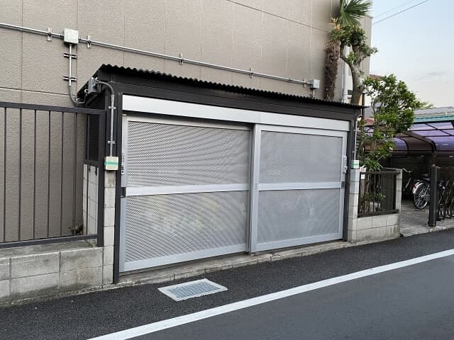 Room image 9