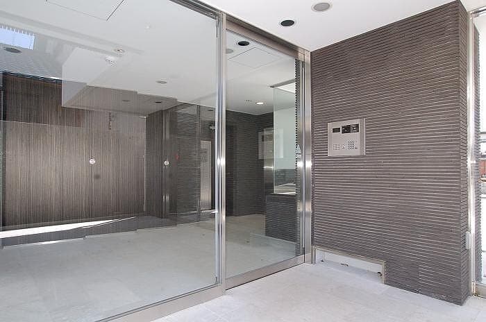 Room image 11
