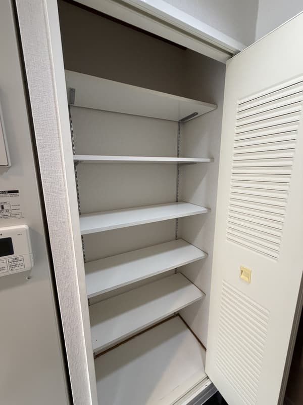 Room image 13