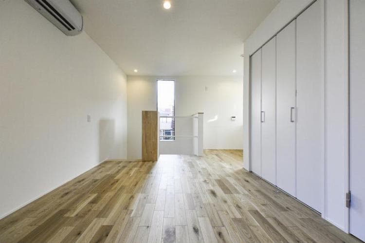 Room image 13