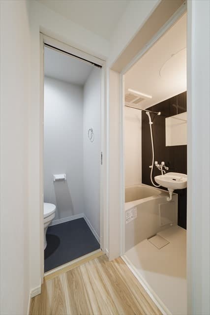 Room image 13
