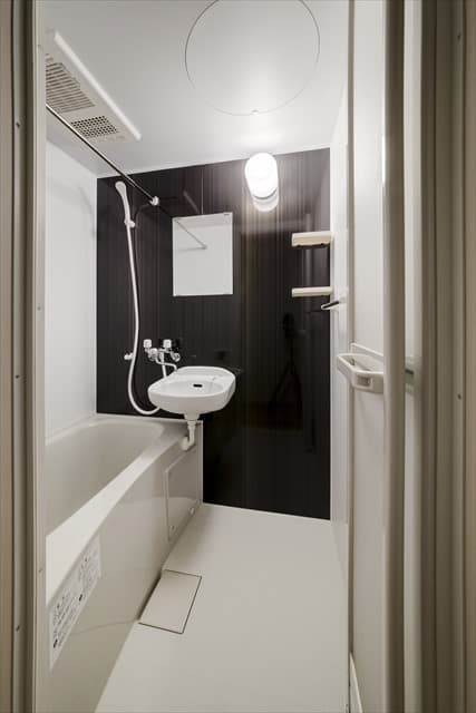 Room image 14