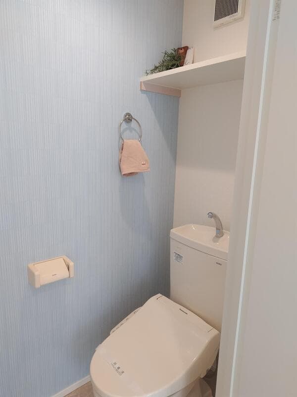 Room image 13