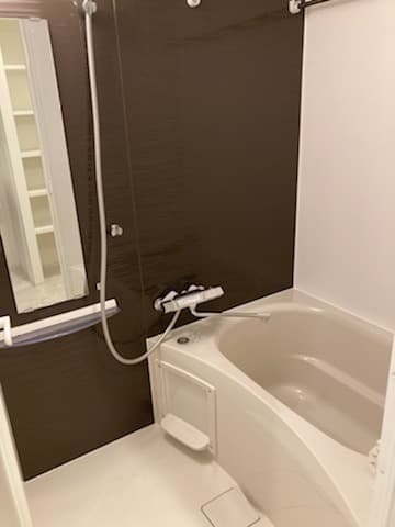 Room image 13