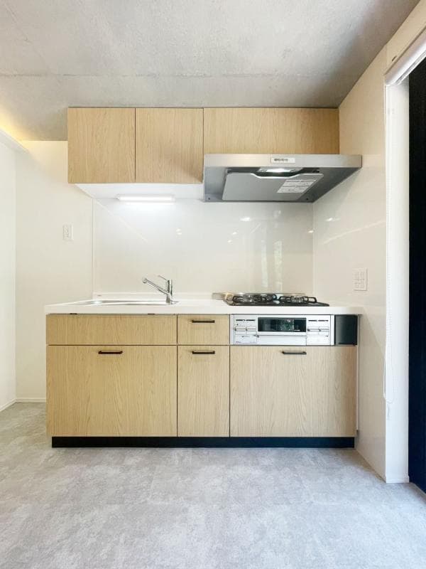 Room image 8