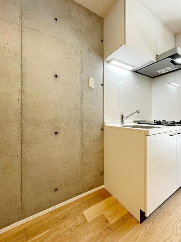 Room image 12