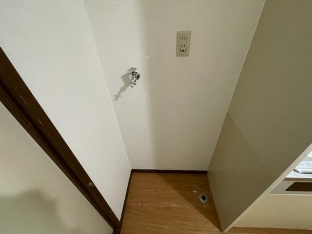 Room image 15