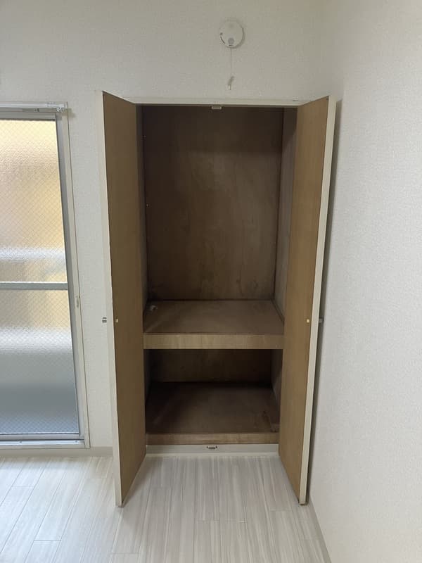 Room image 12