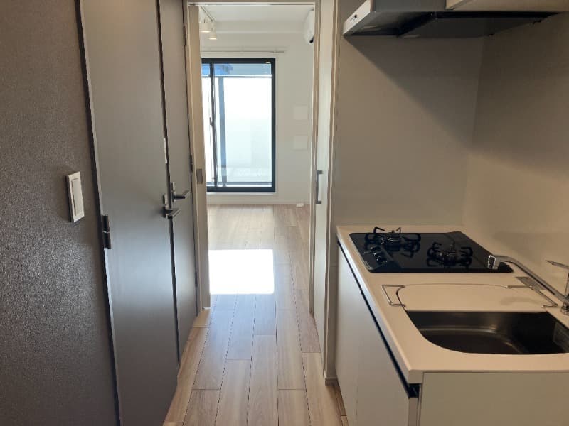 Room image 8