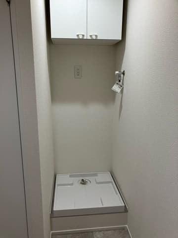 Room image 16