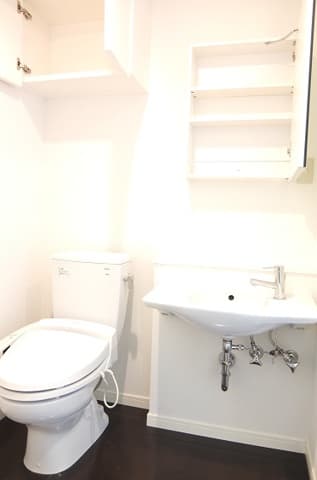 Room image 12