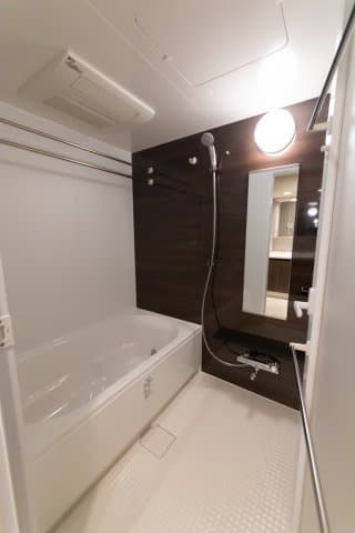Room image 9