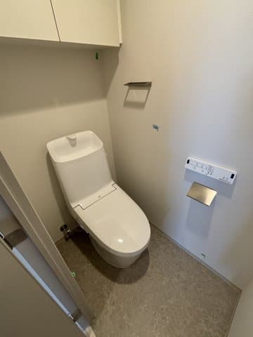 Room image 10