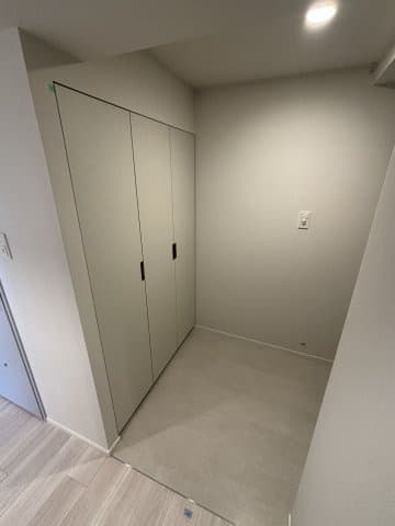 Room image 12