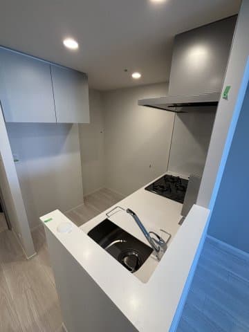 Room image 8