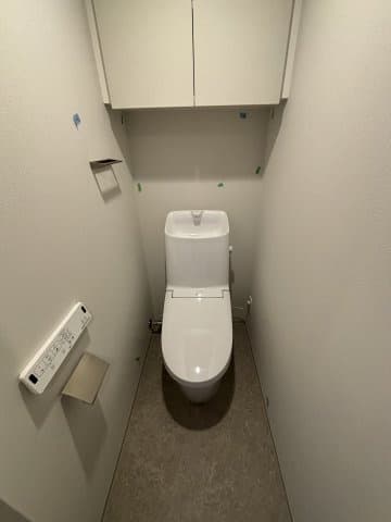 Room image 8