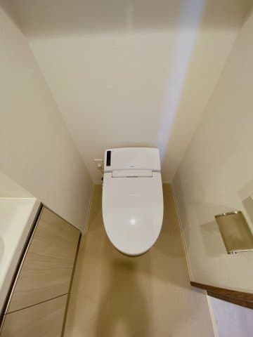 Room image 9
