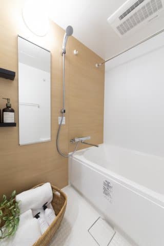 Room image 8