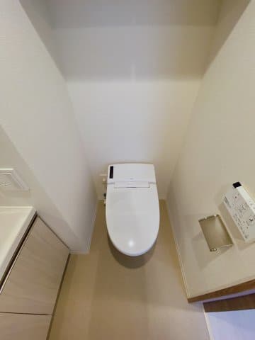 Room image 9